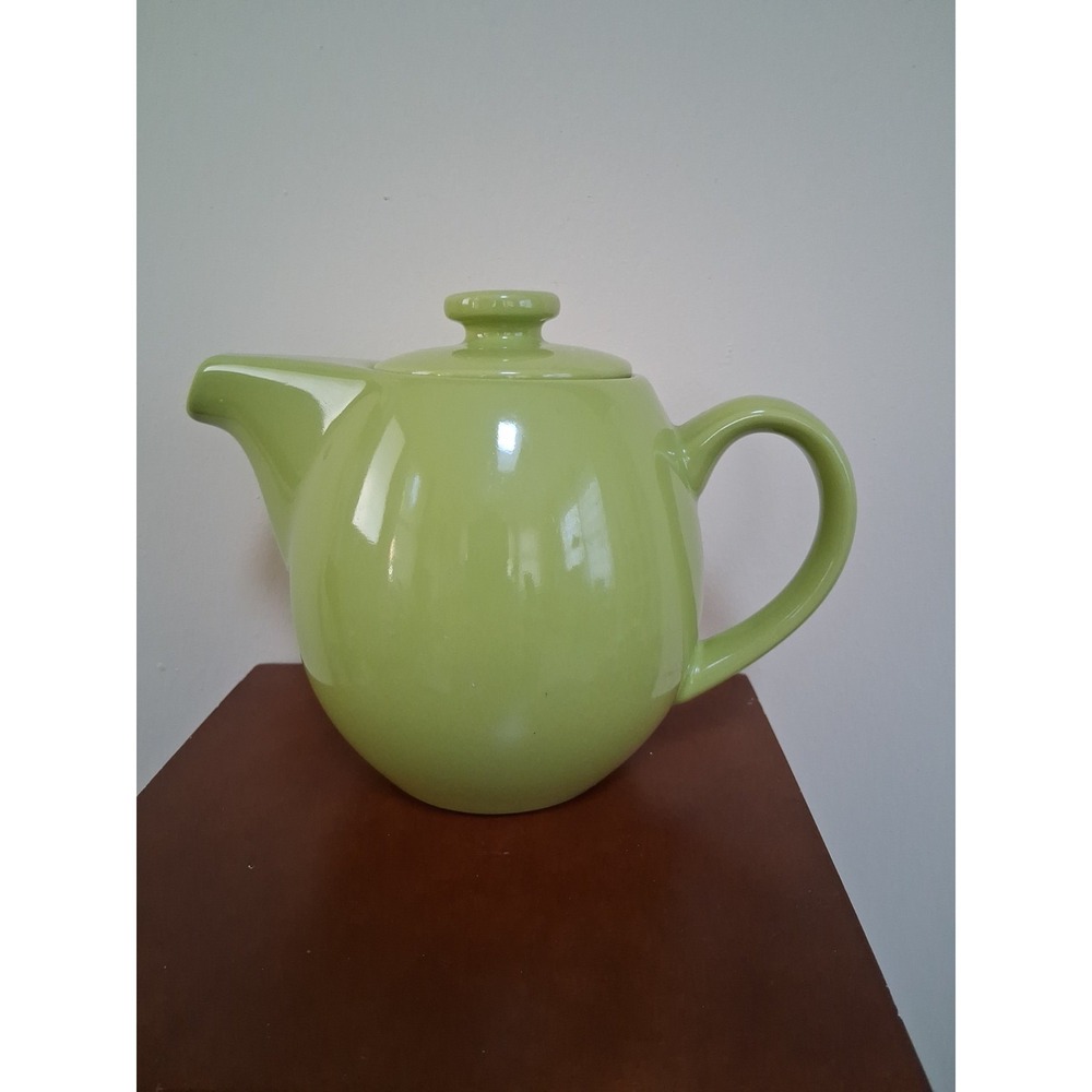 Omniware Tea Pot . Avocado Green.